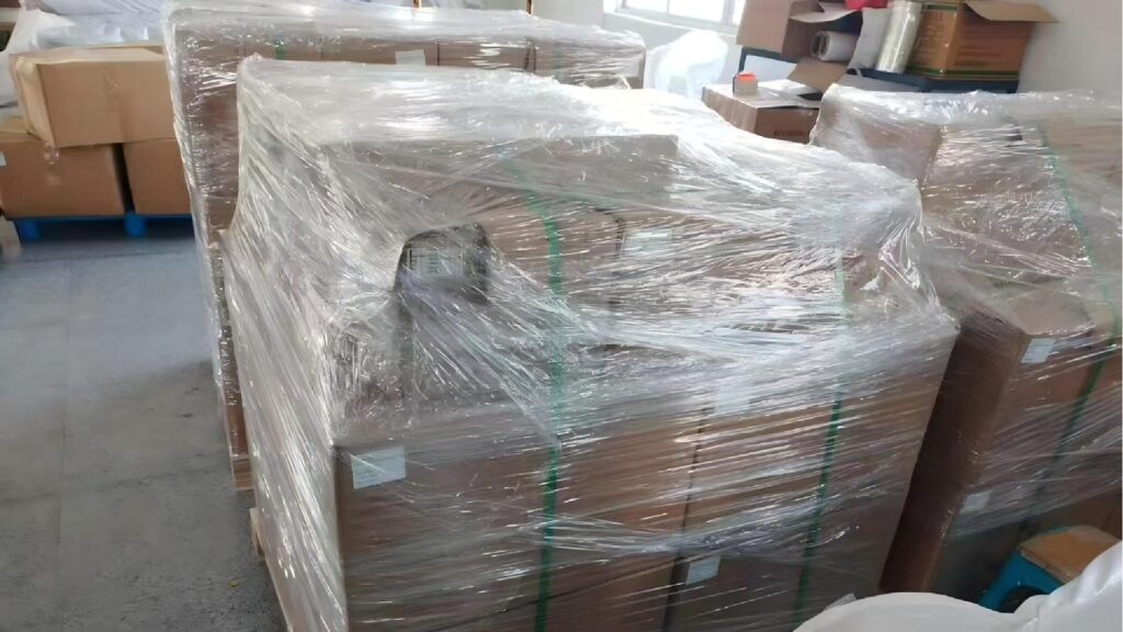 Packaging and bulk shipping photos